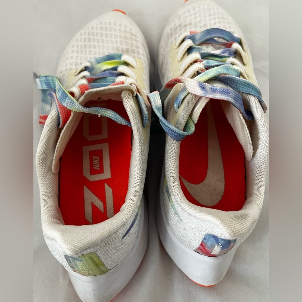 Nike Women’s Air Zoom Tye Dye Pegasus 37 Running Sneakers sz 7 - Picture 10 of 15